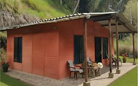 Cucú Ardilla Vivienda Campestre en Pance